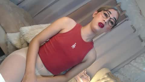 Christine online show from 01/12/25, 01:00