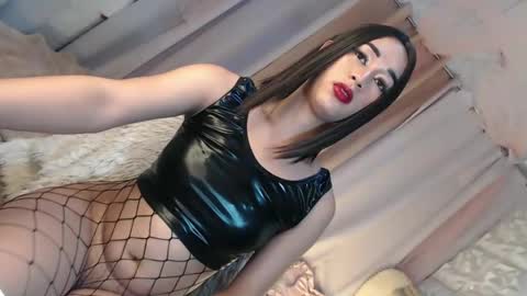 Christine online show from 01/19/25, 04:33