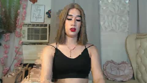 Christine online show from 03/02/25, 02:51