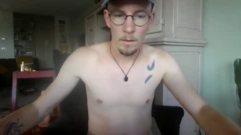 cum_swallow_bi online show from 05/16/26, 05:34