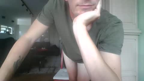 cum_swallow_bi online show from 05/31/26, 03:08