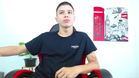 cumandres online show from 10/14/25, 01:56