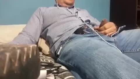 cumbian_chero online show from 10/05/25, 09:24