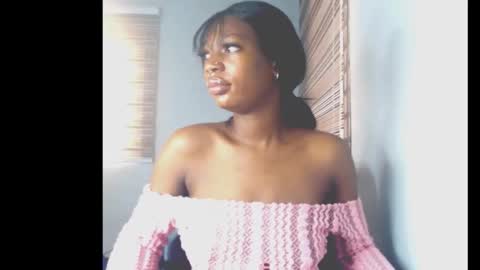 cumebony_petit online show from 02/06/26, 07:12