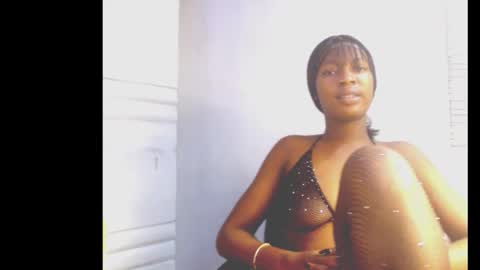 cumebony_petit online show from 02/13/26, 07:59