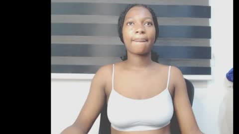 cumebony_petit online show from 05/15/26, 06:09