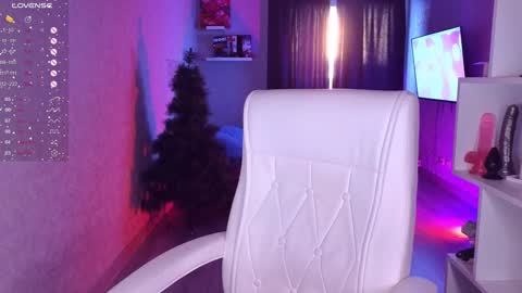 Eva online show from 12/13/24, 11:55
