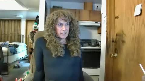 Nikki online show from 05/16/26, 01:21