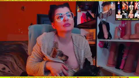 cuminmenowbby online show from 12/12/24, 07:37
