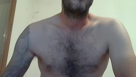 Snapshot of cummincock04 chatting on 09/23/25, 09:40 cummincock04 online show from 09/23/25, 09:40