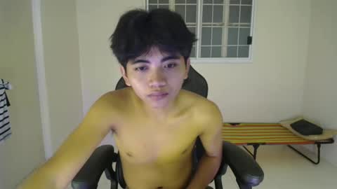Snapshot of cummingyu chatting on 12/08/24, 04:50 cummingyu online show from 12/08/24, 04:50