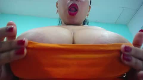 Snapshot of cumontitsxxx chatting on 07/10/26, 06:10 Cumontitsxxx online show from 07/10/26, 06:10