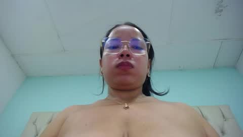 Snapshot of cumontitsxxx chatting on 07/16/26, 11:27 Cumontitsxxx online show from 07/16/26, 11:27