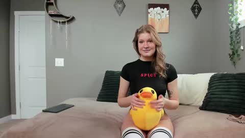 Marie and Tom online show from 03/03/25, 09:26