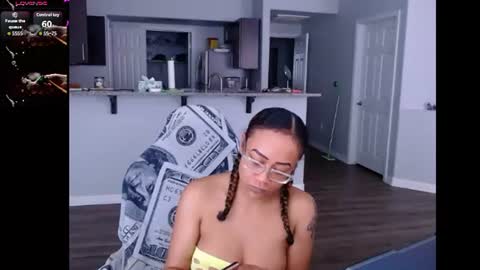 Nia Reese online show from 06/10/26, 08:30