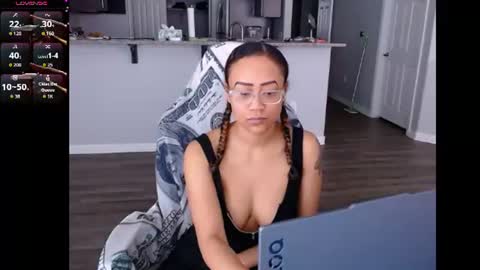 Nia Reese online show from 06/11/26, 09:02