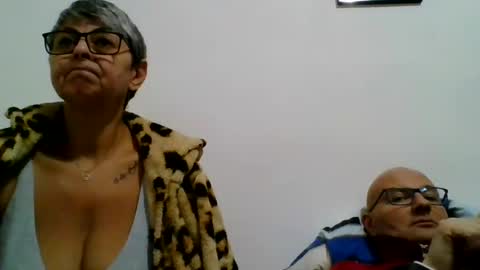 Snapshot of cuplu4346529860 chatting on 12/02/24, 05:59 couple online show from 12/02/24, 05:59