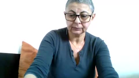 Snapshot of cuplu4346529860 chatting on 01/18/25, 01:29 couple online show from 01/18/25, 01:29