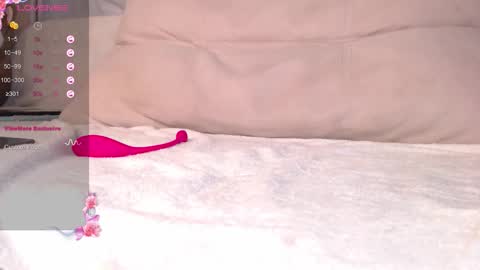 Snapshot of cuponette chatting on 10/16/25, 08:43 Jessy online show from 10/16/25, 08:43