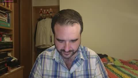 curiosillo1983 online show from 09/30/25, 03:28