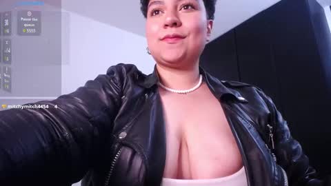 Bruna  online show from 12/12/24, 04:59