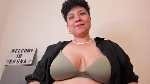 Bruna  online show from 02/08/25, 05:08