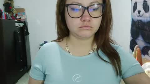 Snapshot of curly_greeneyed chatting on 07/30/26, 12:20 Vannesa online show from 07/30/26, 12:20