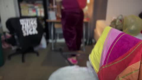 Kay online show from 12/07/24, 11:23