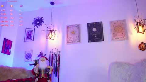 Snapshot of curlynatashaa chatting on 12/13/25, 07:53 Natasha online show from 12/13/25, 07:53