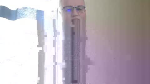 Snapshot of curtus14 chatting on 12/23/24, 08:33 curtus14 online show from 12/23/24, 08:33