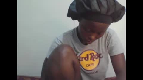 curved_nyash online show from 10/21/25, 06:41