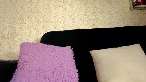 Snapshot of curvy_and_petite23_aws chatting on 10/12/25, 09:25 curvy_and_petite23_aws online show from 10/12/25, 09:25