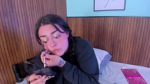 Snapshot of curvy_rousi chatting on 11/15/25, 11:40 Rosie online show from 11/15/25, 11:40