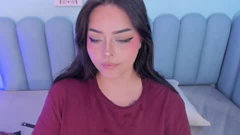 Snapshot of curvy_rousi chatting on 11/20/25, 11:32 Rosie online show from 11/20/25, 11:32