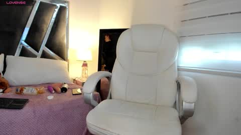 Snapshot of curvy_samattha chatting on 03/14/26, 07:30 Samanttha online show from 03/14/26, 07:30