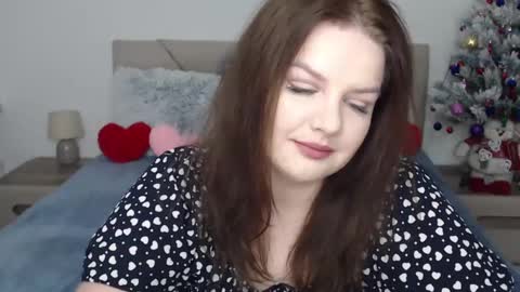 curvyanna13 online show from 12/17/24, 01:27