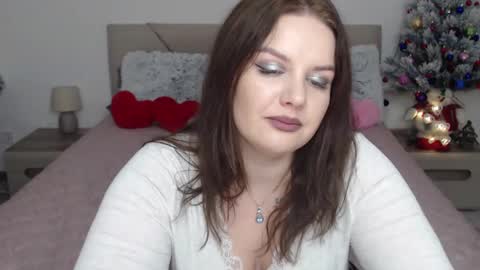 curvyanna13 online show from 12/25/24, 05:15