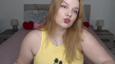 curvyanna13 online show from 03/03/25, 05:18