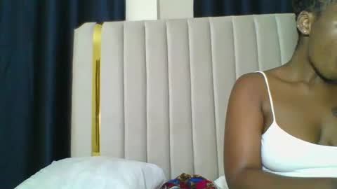 Snapshot of curvybootyj chatting on 01/24/25, 05:53 CuteJJudy online show from 01/24/25, 05:53