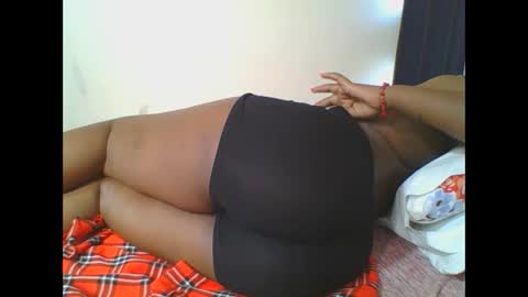 Snapshot of curvybootyj chatting on 02/01/25, 12:05 CuteJJudy online show from 02/01/25, 12:05