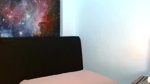 Snapshot of curvycherry4u chatting on 10/08/25, 04:43 C H E R R Y online show from 10/08/25, 04:43