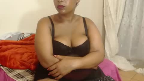 curvycutiexx94 online show from 02/16/25, 09:38