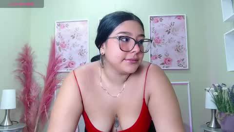 Zoe  online show from 10/20/25, 02:34