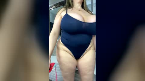 Snapshot of curvyfunlover chatting on 03/25/26, 12:55 curvyfunlover online show from 03/25/26, 12:55