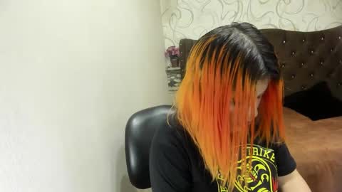 Julieth online show from 12/10/24, 02:38