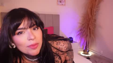 Snapshot of curvyliciouss chatting on 09/12/25, 04:29 Samantha online show from 09/12/25, 04:29