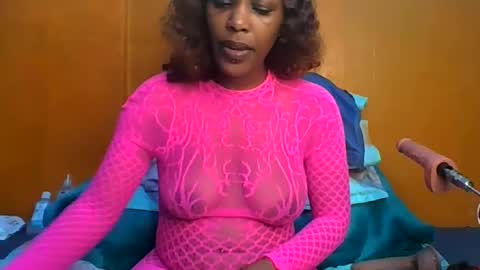 curvylyin online show from 05/11/26, 11:27