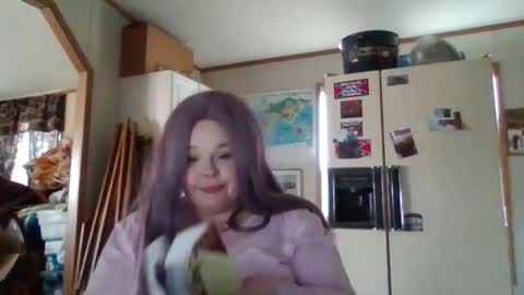 dahlia -kim online show from 03/08/25, 07:53