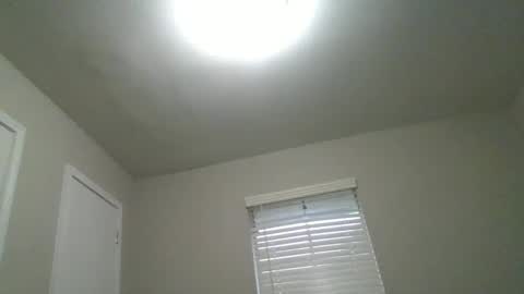 Snapshot of curvyychocolate chatting on 01/02/25, 10:44 curvyychocolate online show from 01/02/25, 10:44