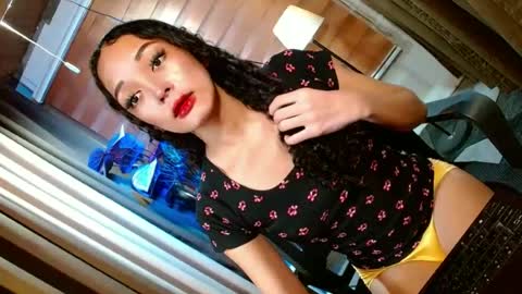 BBY CURLYHANNA online show from 07/07/26, 11:03